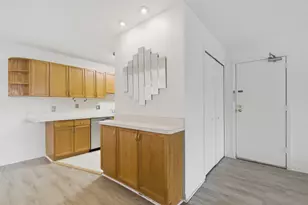 1235 S Maple Rd, Ann Arbor, MI 48103 - Photo 11