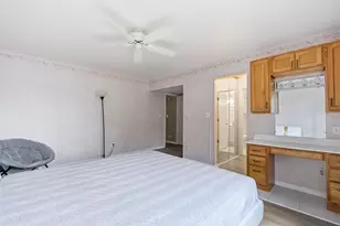 1235 S Maple Rd, Ann Arbor, MI 48103 - Photo 27