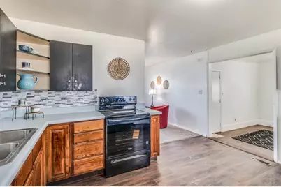 815 N Washington Avenue, Battle Creek, MI 49037 - Photo 5