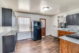 815 N Washington Ave, Battle Creek, MI 49037 - Photo 7