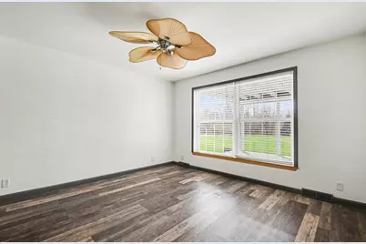 45284 Co Rd 703, Coloma, MI 49038 - Photo 17