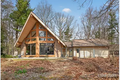 9063 Algoma Avenue NE, Rockford, MI 49341 - Photo 1