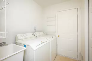 3589 Fieldcrest Ln, Ypsilanti, MI 48197 - Photo 41