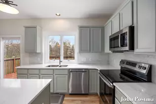 1260 Farnsworth Ave SE, Grand Rapids, MI 49546 - Photo 7