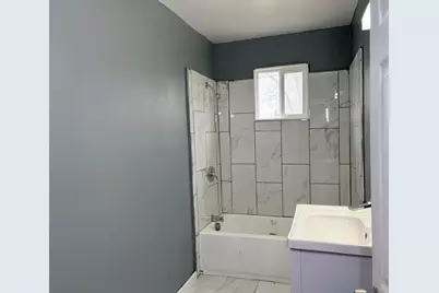 17870 Yonka Street, Hamtramck, MI 48212 - Photo 7