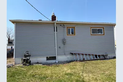 17870 Yonka Street, Hamtramck, MI 48212 - Photo 3