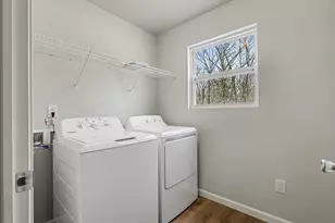 2058 Kristin Ct, Muskegon, MI 49442 - Photo 9