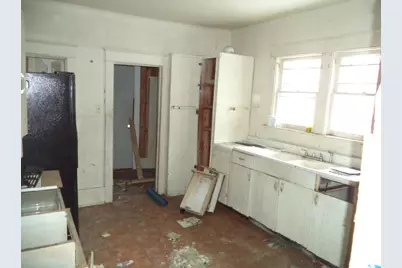 841 E 8th Street, Flint, MI 48503 - Photo 7