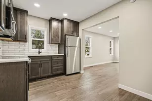 2229 Oxford St, Kalamazoo, MI 49004 - Photo 7