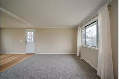 1720 Michigan Street, Algonac, MI 48001 - Photo 5