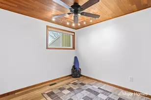 7500 Cascade Rd SE, Grand Rapids, MI 49546 - Photo 23