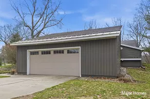 7500 Cascade Rd SE, Grand Rapids, MI 49546 - Photo 7
