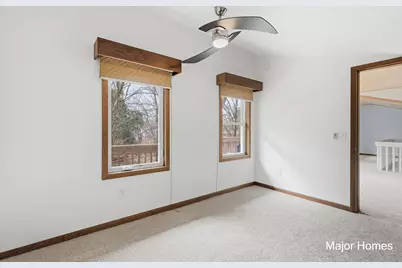 7500 Cascade Road SE, Grand Rapids, MI 49546 - Photo 33