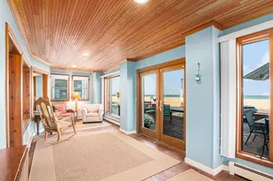 30 Lakeshore Dr, South Haven, MI 49090 - Photo 7