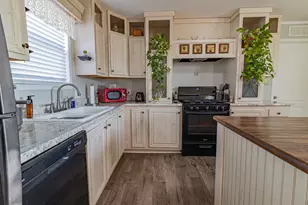 11975 Farmview Dr, Shelbyville, MI 49344 - Photo 7