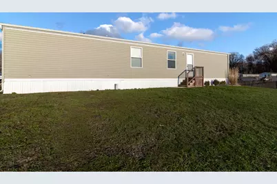 11975 Farmview Dr, Shelbyville, MI 49344 - Photo 15
