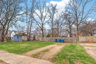 619 Fairbanks Ave, Kalamazoo, MI 49048 - Photo 31