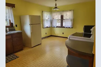 5867 Dowling Street, Montague, MI 49437 - Photo 5