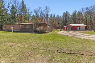 21161 W Gates Rd, Howard City, MI 49329 - Photo 5