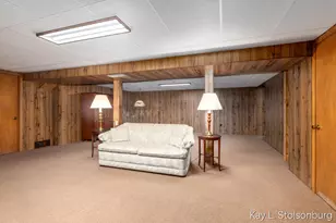 817 N Glenwood St, Hastings, MI 49058 - Photo 23