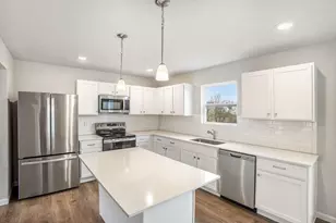 550 Snow Pne Ct, Cedar Springs, MI 49319 - Photo 5