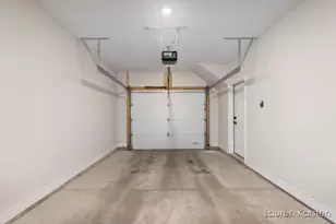 633 Fairview Ave NE, Grand Rapids, MI 49503 - Photo 27