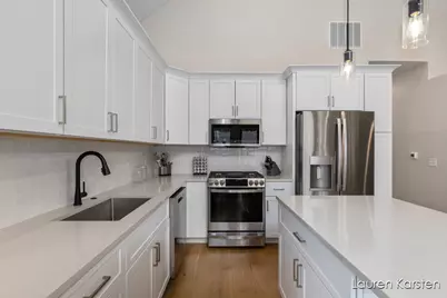 633 Fairview Avenue NE #1, Grand Rapids, MI 49503 - Photo 9