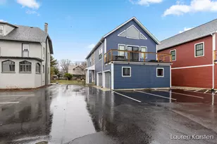 633 Fairview Ave NE, Grand Rapids, MI 49503 - Photo 31