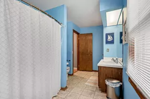 1437 Brookwood Dr, Norton Shores, MI 49441 - Photo 25