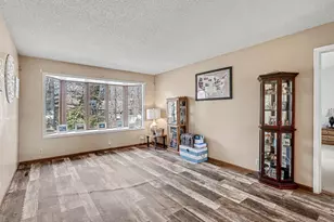 1437 Brookwood Dr, Norton Shores, MI 49441 - Photo 7