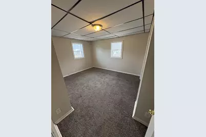 258 E Adams Street, Ionia, MI 48846 - Photo 5