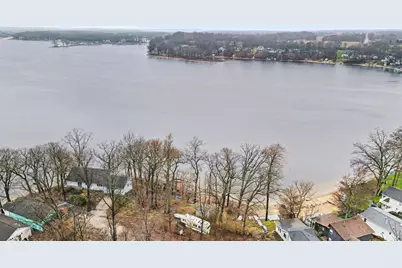 10556 Highland Drive, Delton, MI 49046 - Photo 13