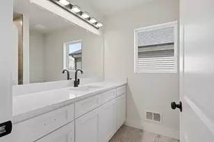 30493 Brush St, Madison Heights, MI 48071 - Photo 9