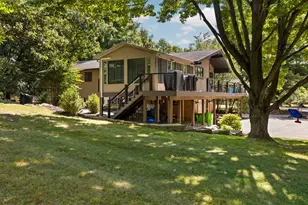 2776 Daleview Dr, Ann Arbor, MI 48105 - Photo 9