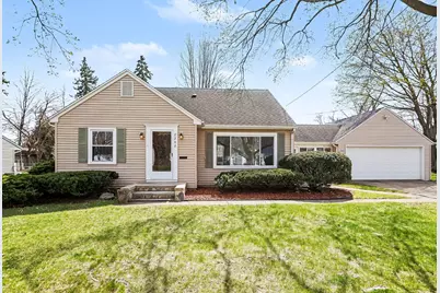 2202 Paddington Road, Kalamazoo, MI 49001 - Photo 1