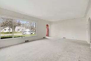 2202 Paddington Rd, Kalamazoo, MI 49001 - Photo 5