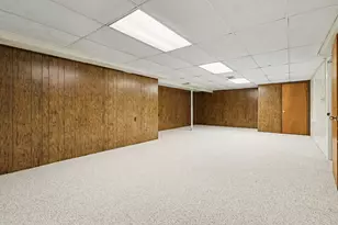 2202 Paddington Rd, Kalamazoo, MI 49001 - Photo 17