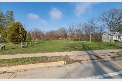 757 Phillips Street, South Haven, MI 49090 - Photo 9