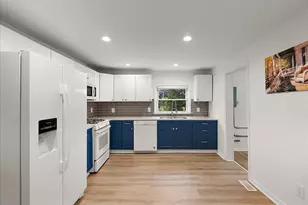 984 Evanston Ave, Muskegon, MI 49442 - Photo 9