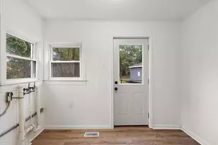 984 Evanston Ave, Muskegon, MI 49442 - Photo 25