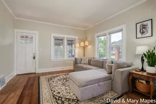 1674 Cleveland Ave SW, Wyoming, MI 49509 - Photo 9