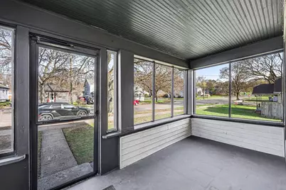 1104 N Waterloo Avenue, Jackson, MI 49202 - Photo 5