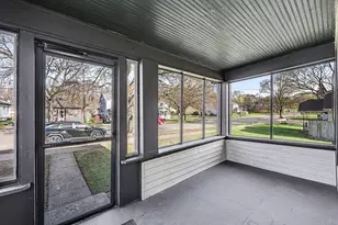 1104 N Waterloo Ave, Jackson, MI 49202 - Photo 5