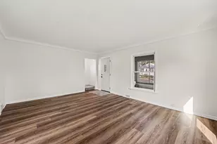 1104 N Waterloo Ave, Jackson, MI 49202 - Photo 9