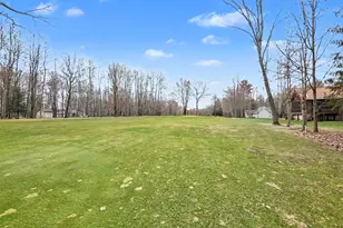 9362 Clubhouse Dr W, Canadian Lakes, MI 49346 - Photo 33