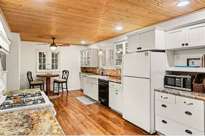 9362 Clubhouse Drive W, Stanwood, MI 49346 - Photo 9