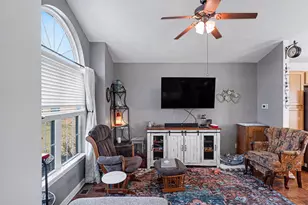 725 Wild Pond Ct, Middleville, MI 49333 - Photo 7