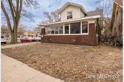 1350 Arthur Street, Muskegon, MI 49442 - Photo 1