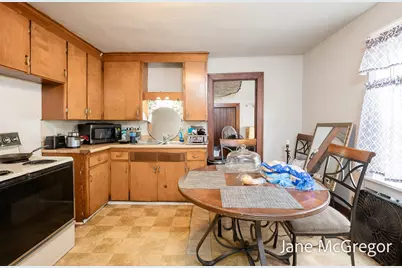 1350 Arthur Street, Muskegon, MI 49442 - Photo 7