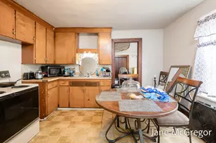 1350 Arthur St, Muskegon, MI 49442 - Photo 7